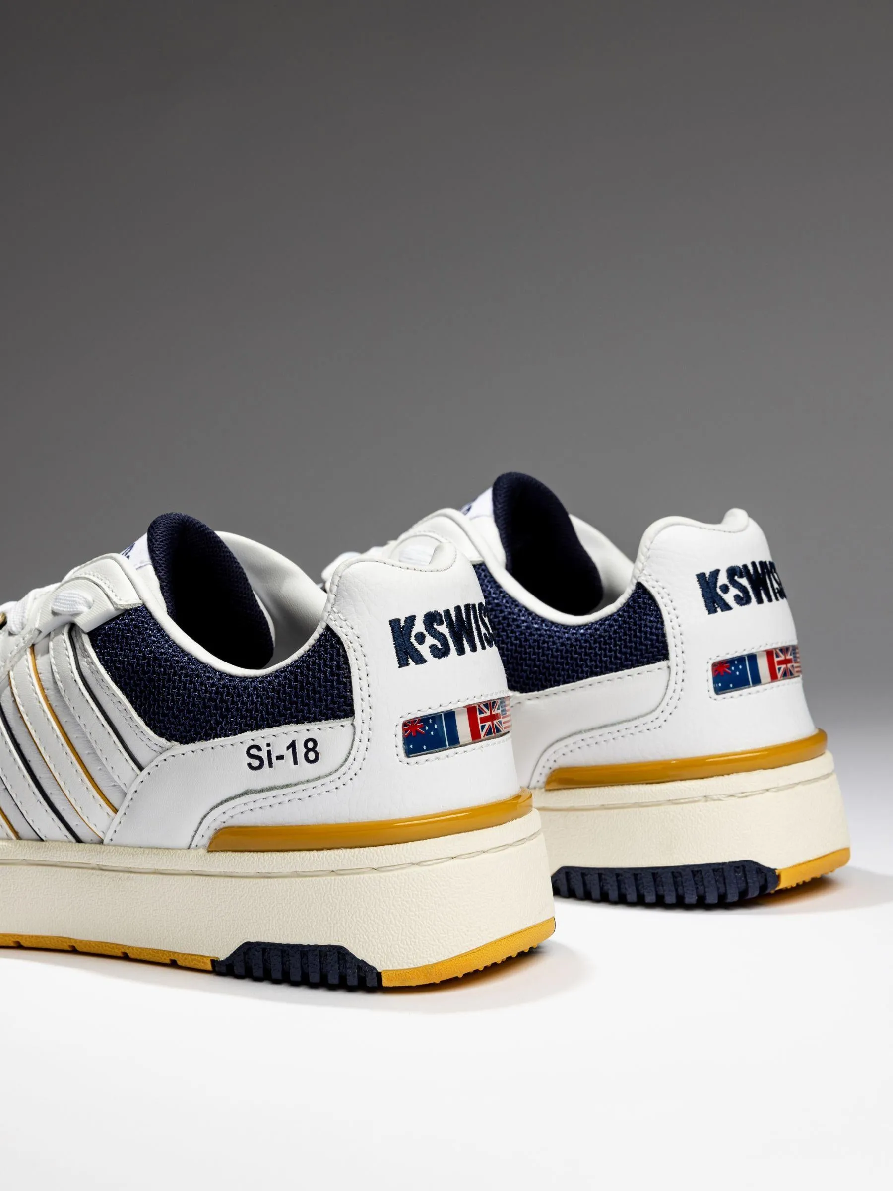 SI-18 Rival Sneakers - Brilliant White/Navy