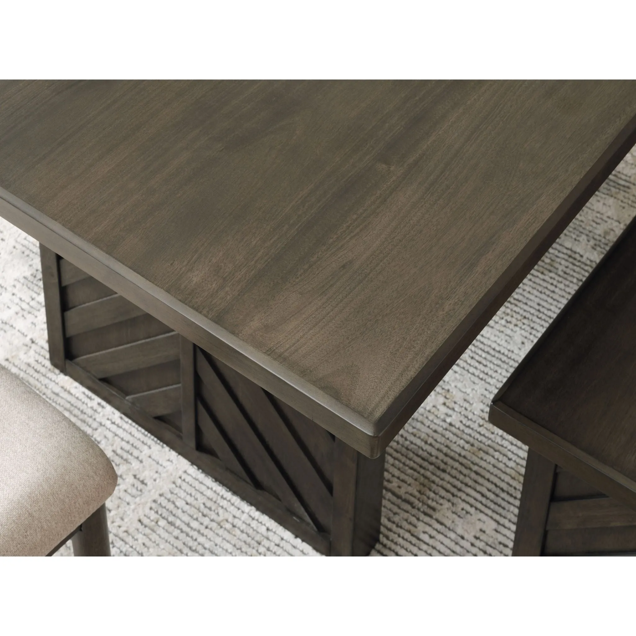 Arkenton-Exclusive Dining Table