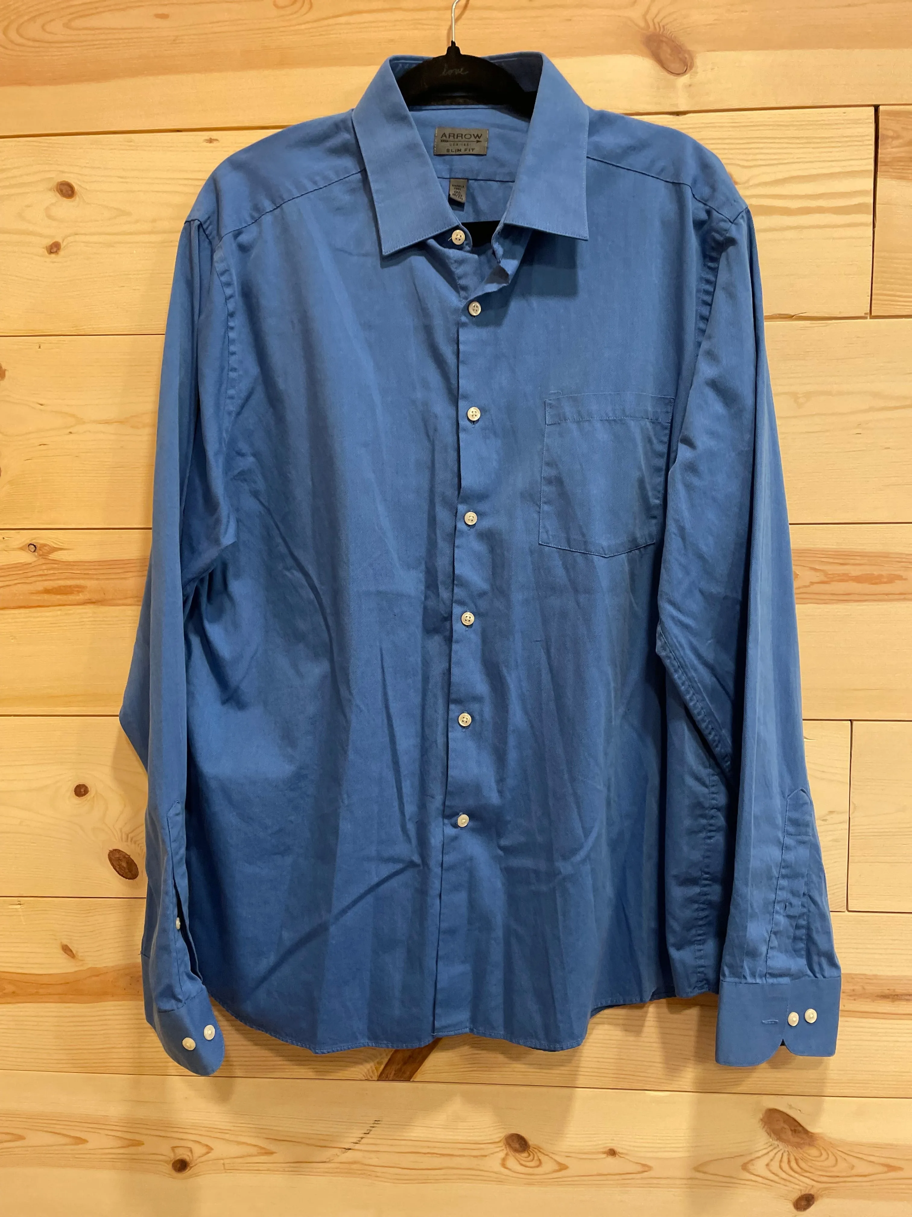 ARROW Long Sleeve Button Up Mens Shirt Solid Blue size 17 1/2 36/37