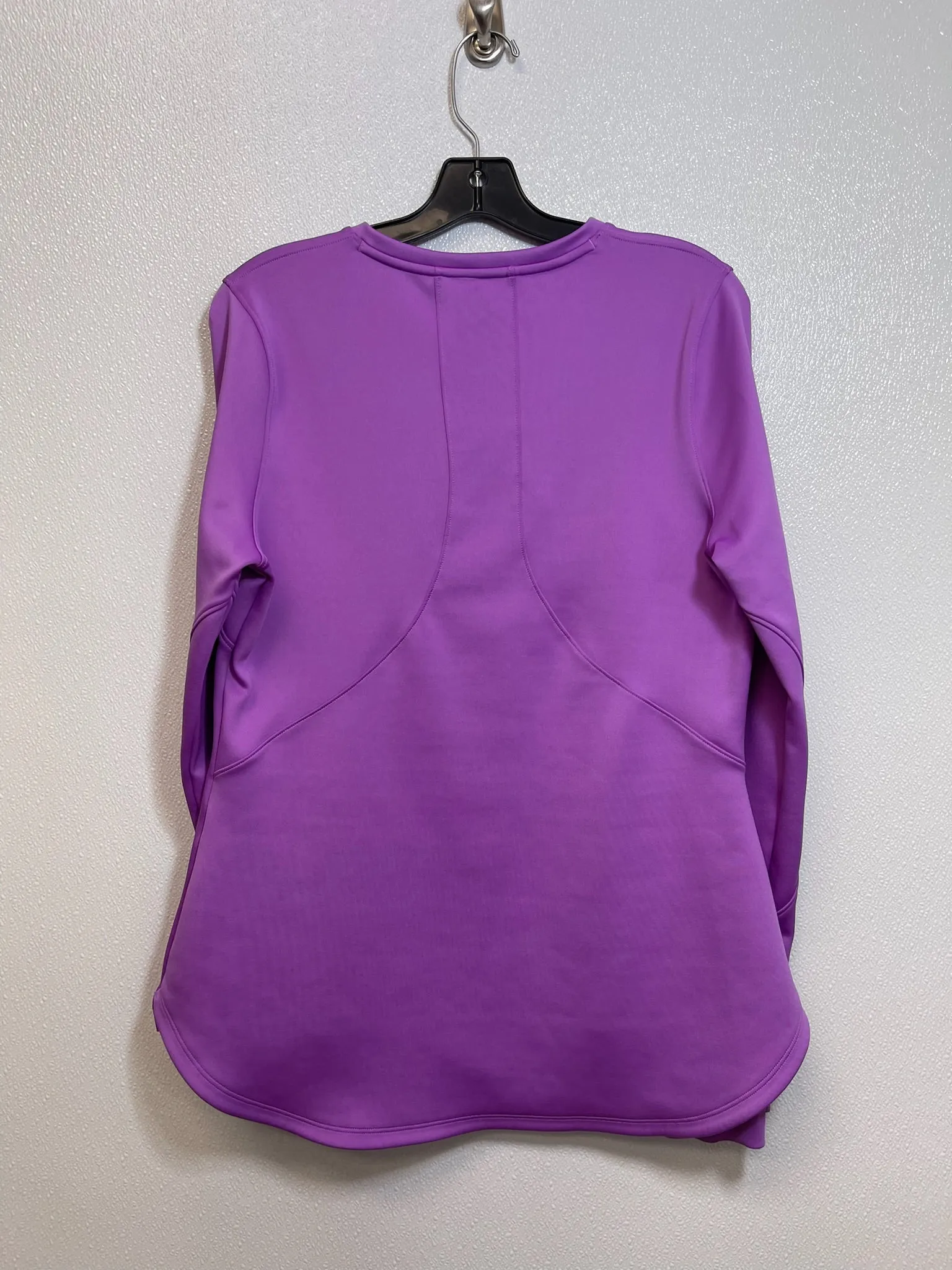 Athletic Top Long Sleeve Collar By Under Armour In Lavender, Size: L