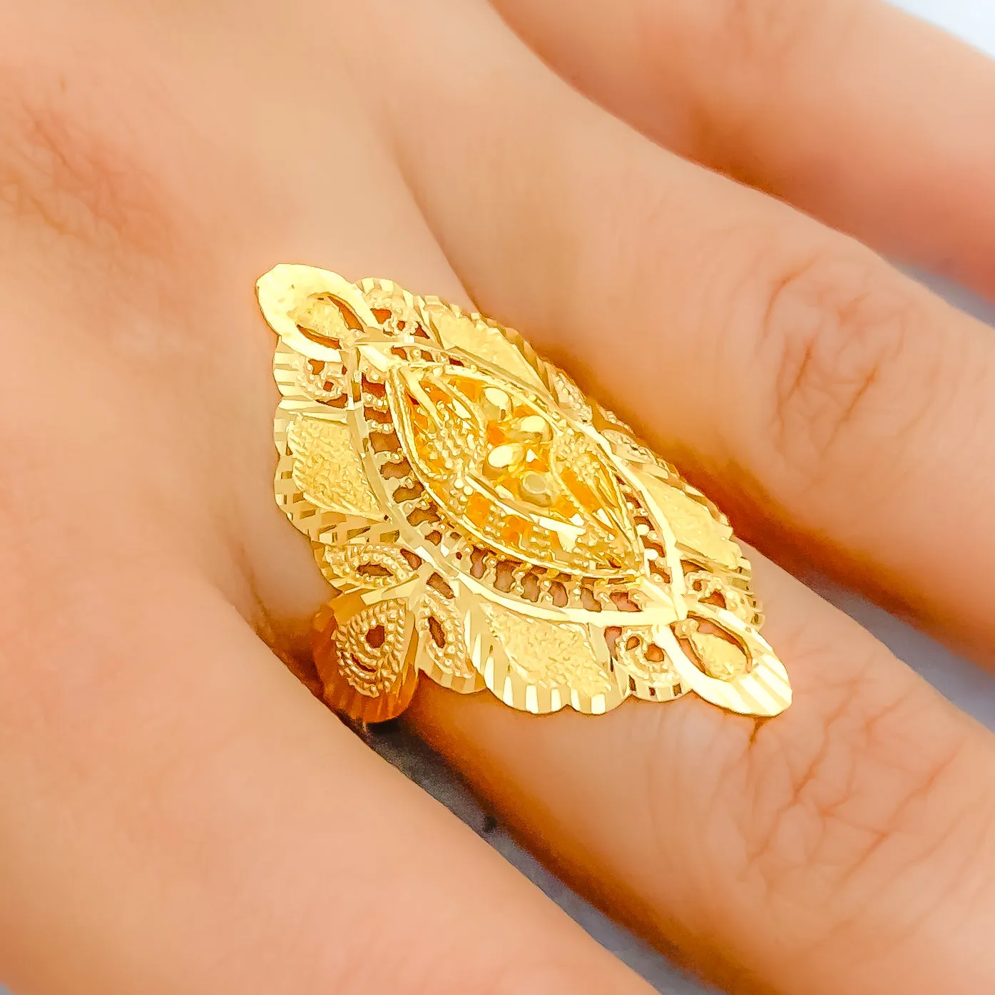 Beautiful Ornate Textured Ring