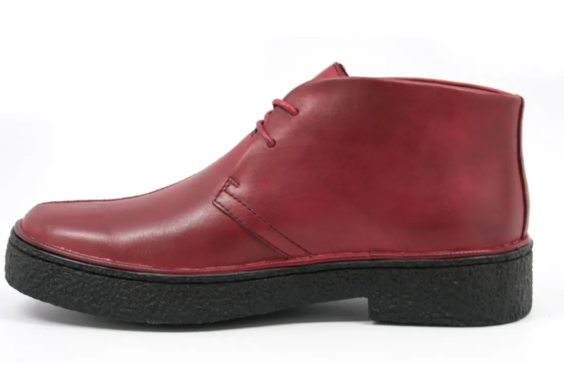 Chic Split-Toe Leather and Suede Chukka Boots by Classic Playboy