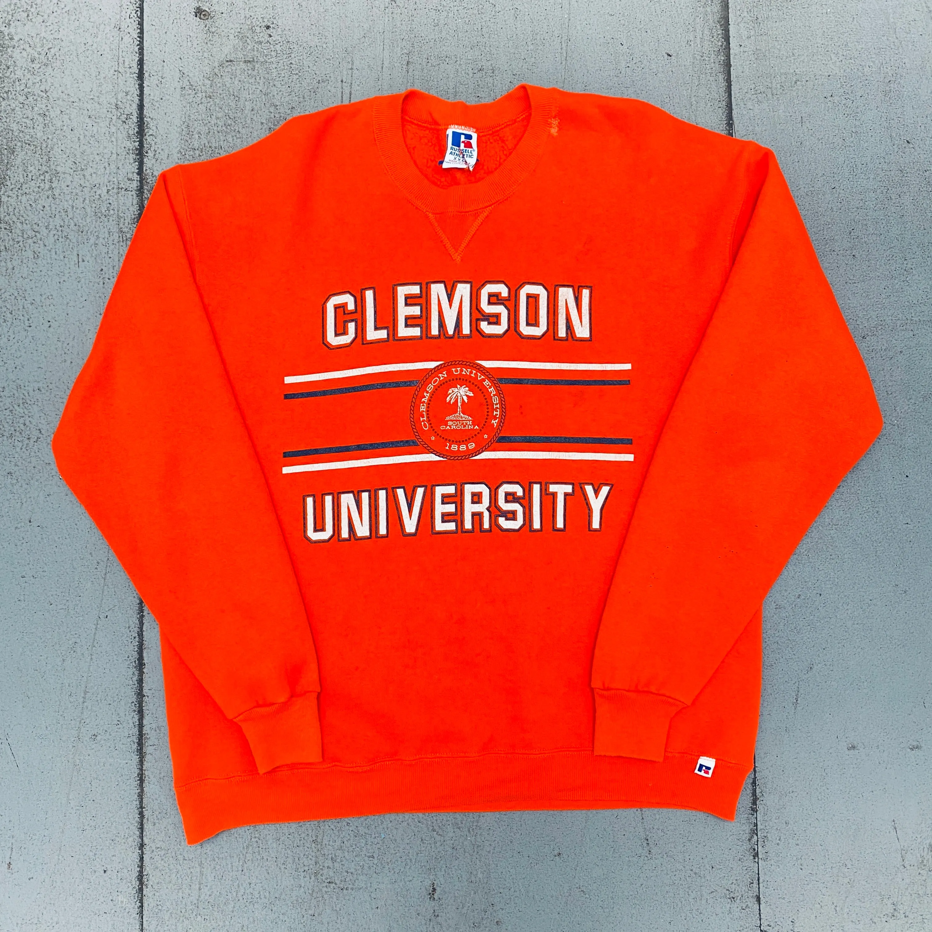 Clemson Tigers: 1990's Russell Athletic University Seal Graphic Sweat (XL)