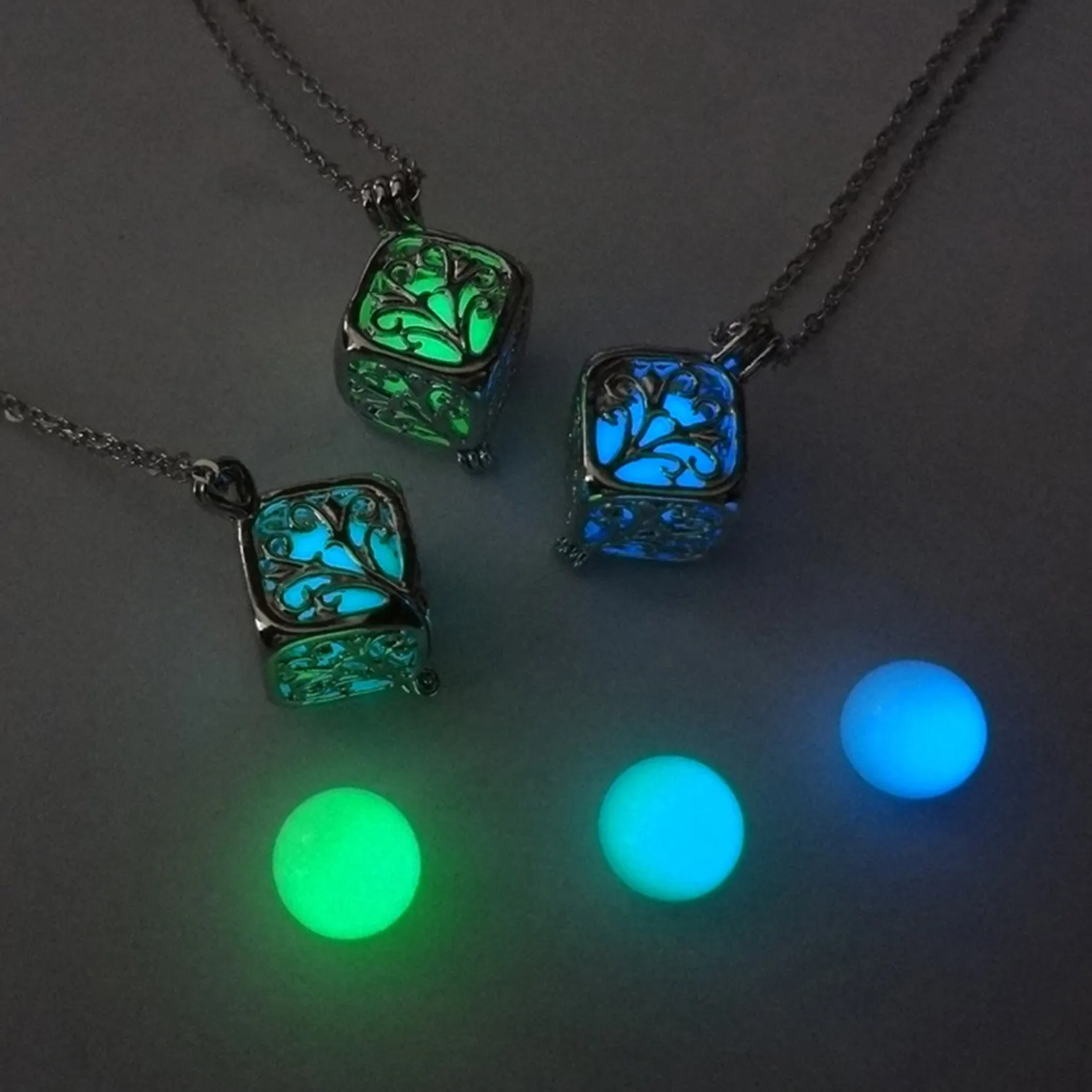 Glow in the dark Tree Of Life necklace