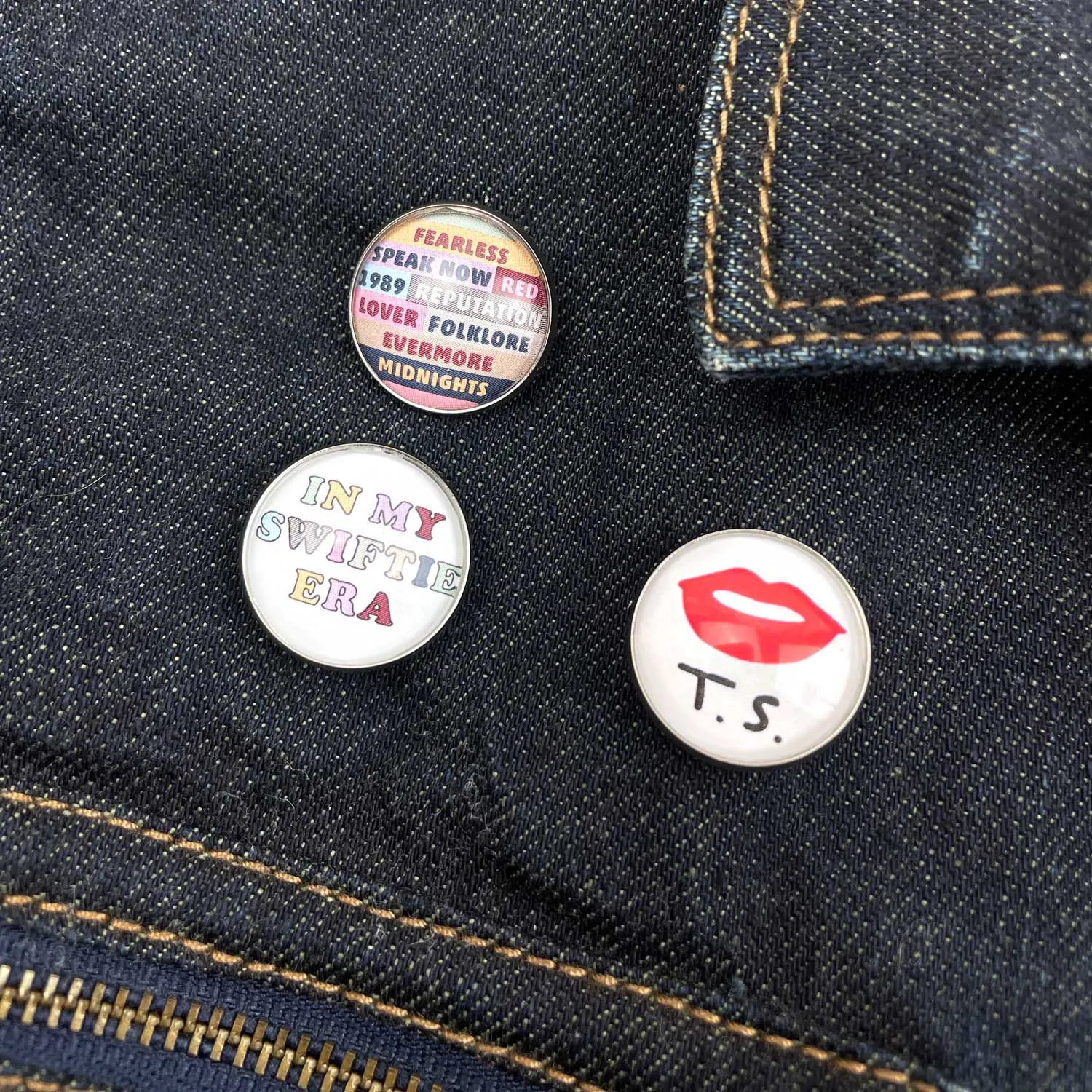 "I Love Taylor" Glass Pinback Buttons, Lapel Pins – My Swiftie Era, Eras Tour, 1989, Shake It Off