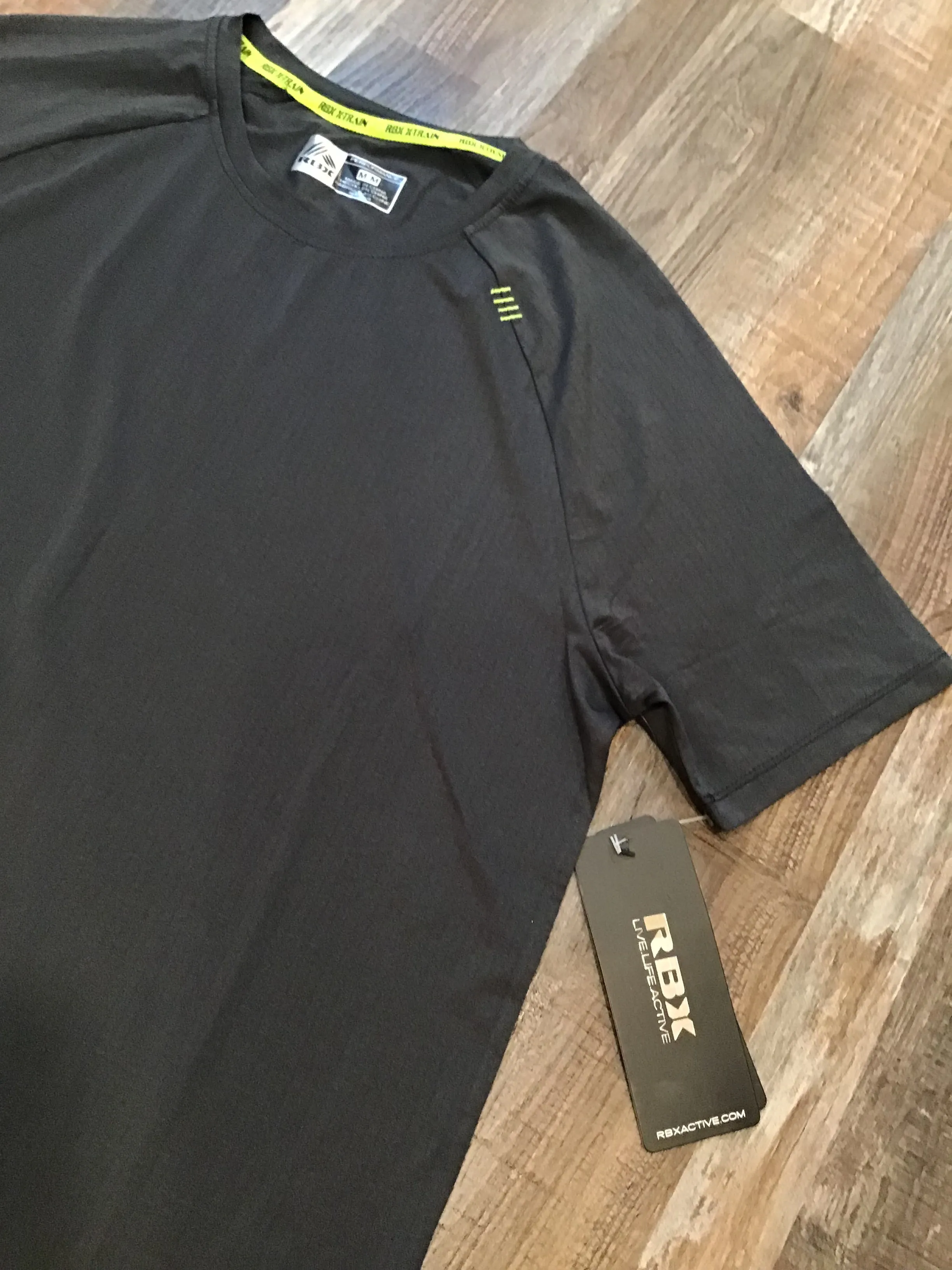 Reebok X-Train Performance Black Short Sleeve Shirt Mens size Medium NWT Retails $45