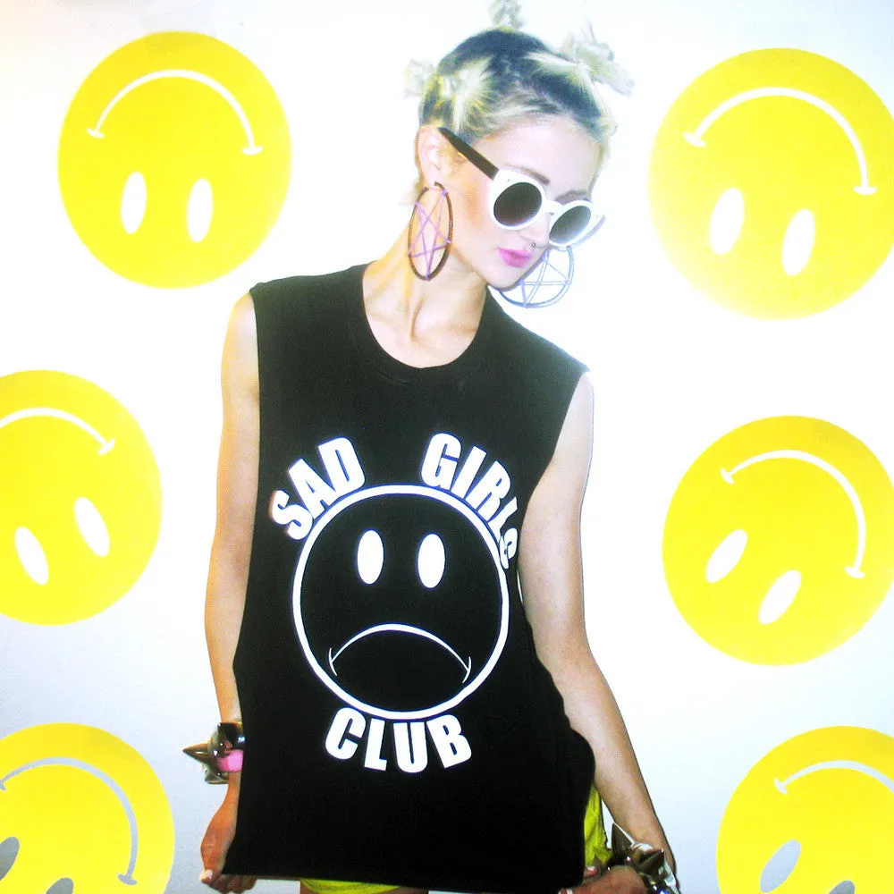 SAD GIRLS CLUB OFFICIAL TEE