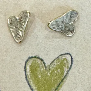 Textured gold heart studs