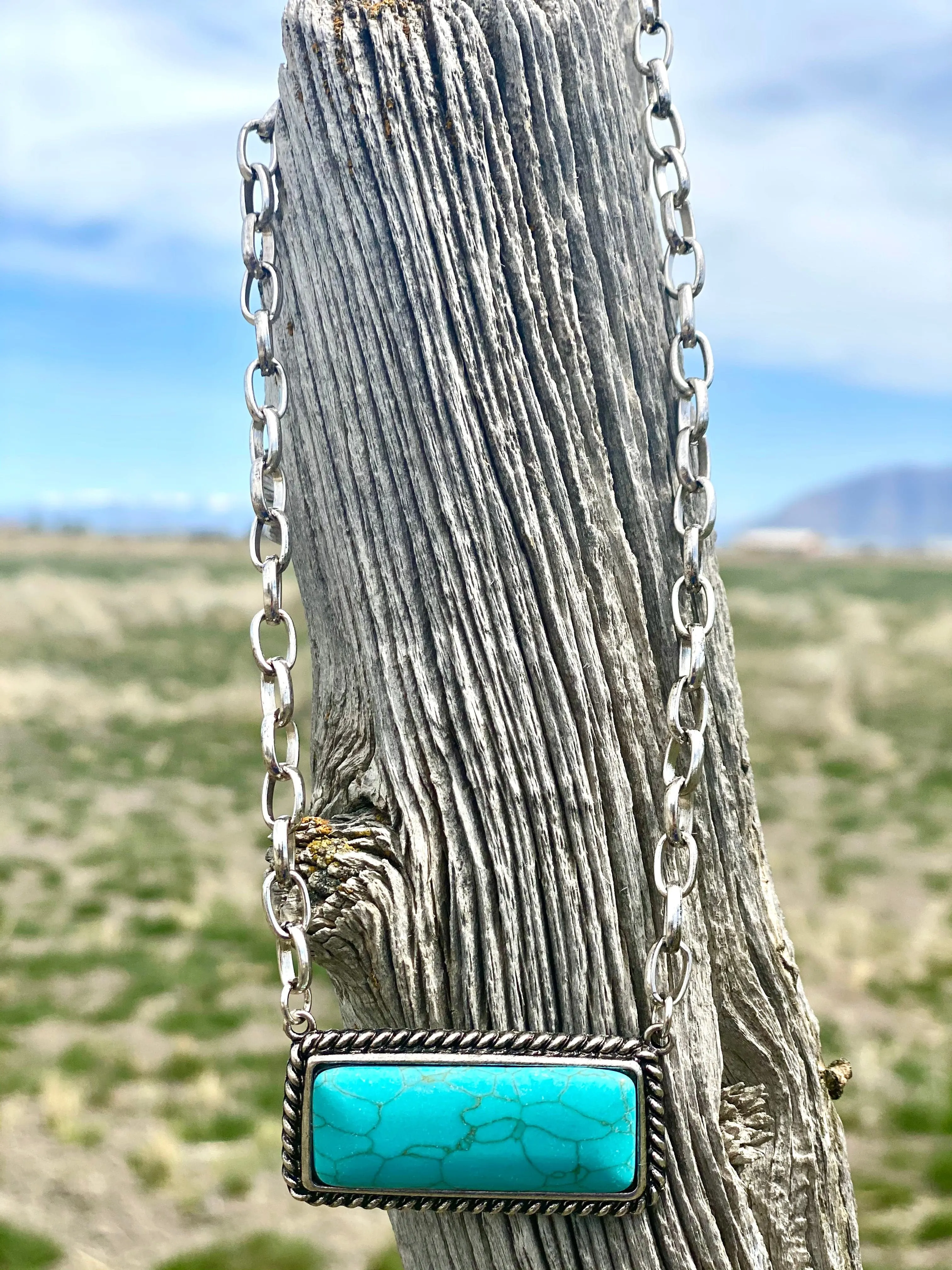 The Cute Turquoise Bar Necklace On Chain