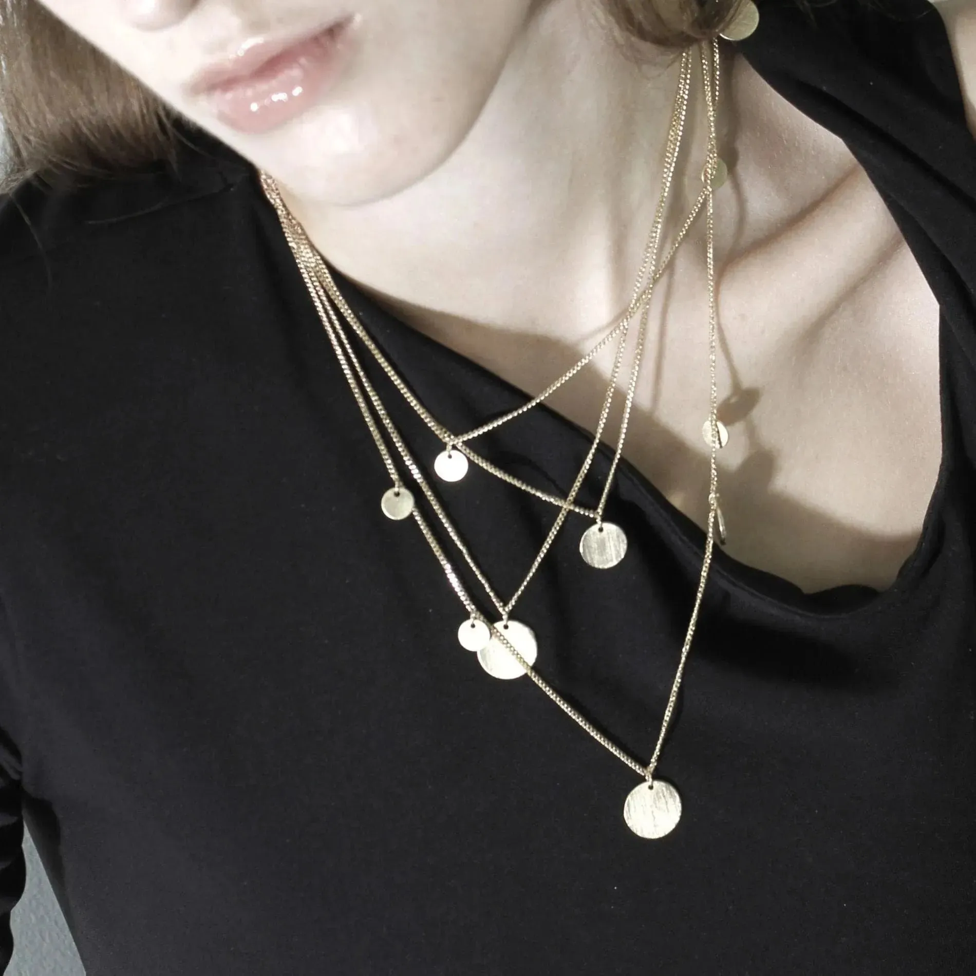 Theia Triple Dot Necklace Gold Plating