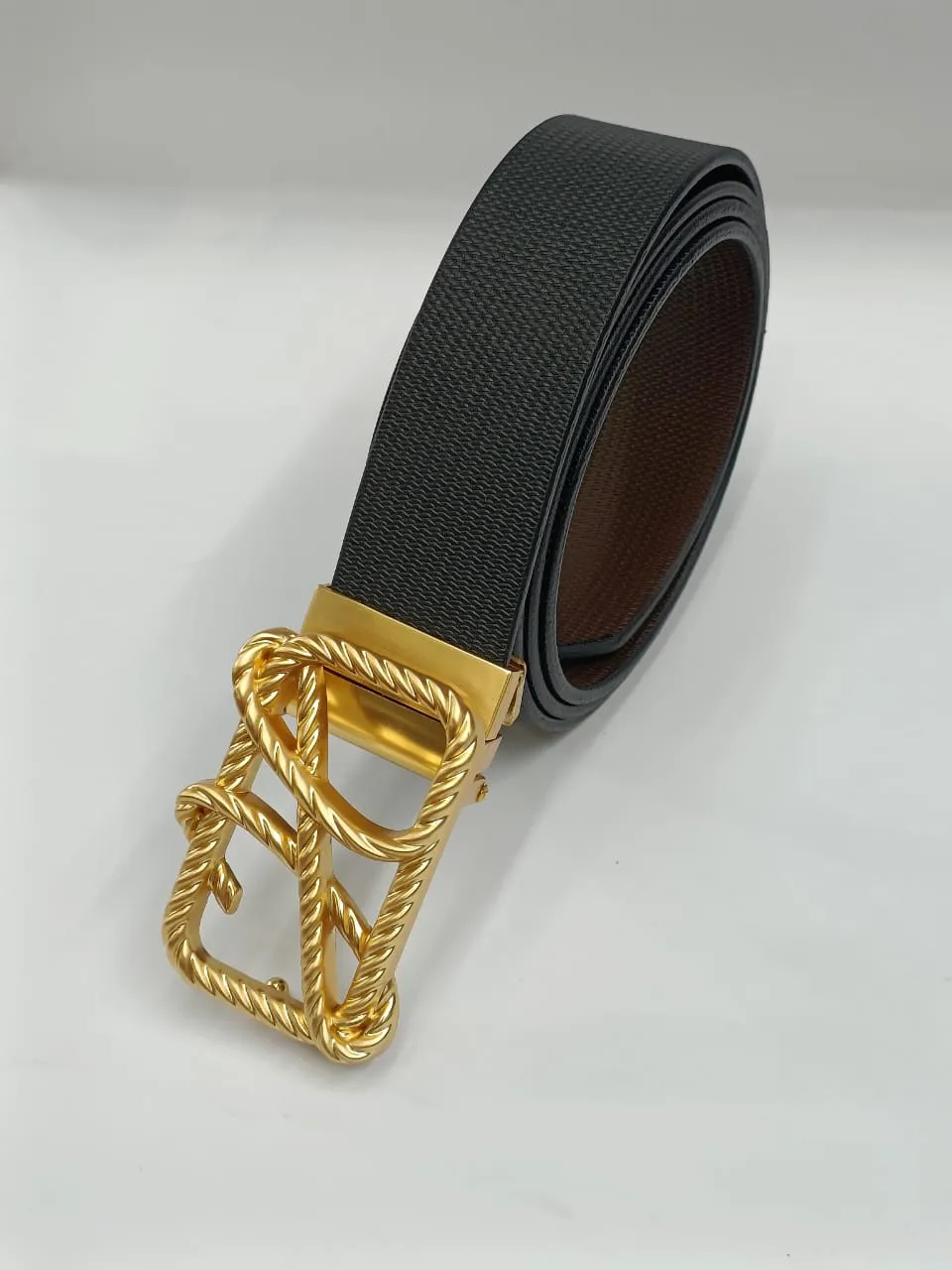 Trendy H Letter Pressing Buckle With Leather Strap -JonasParamount