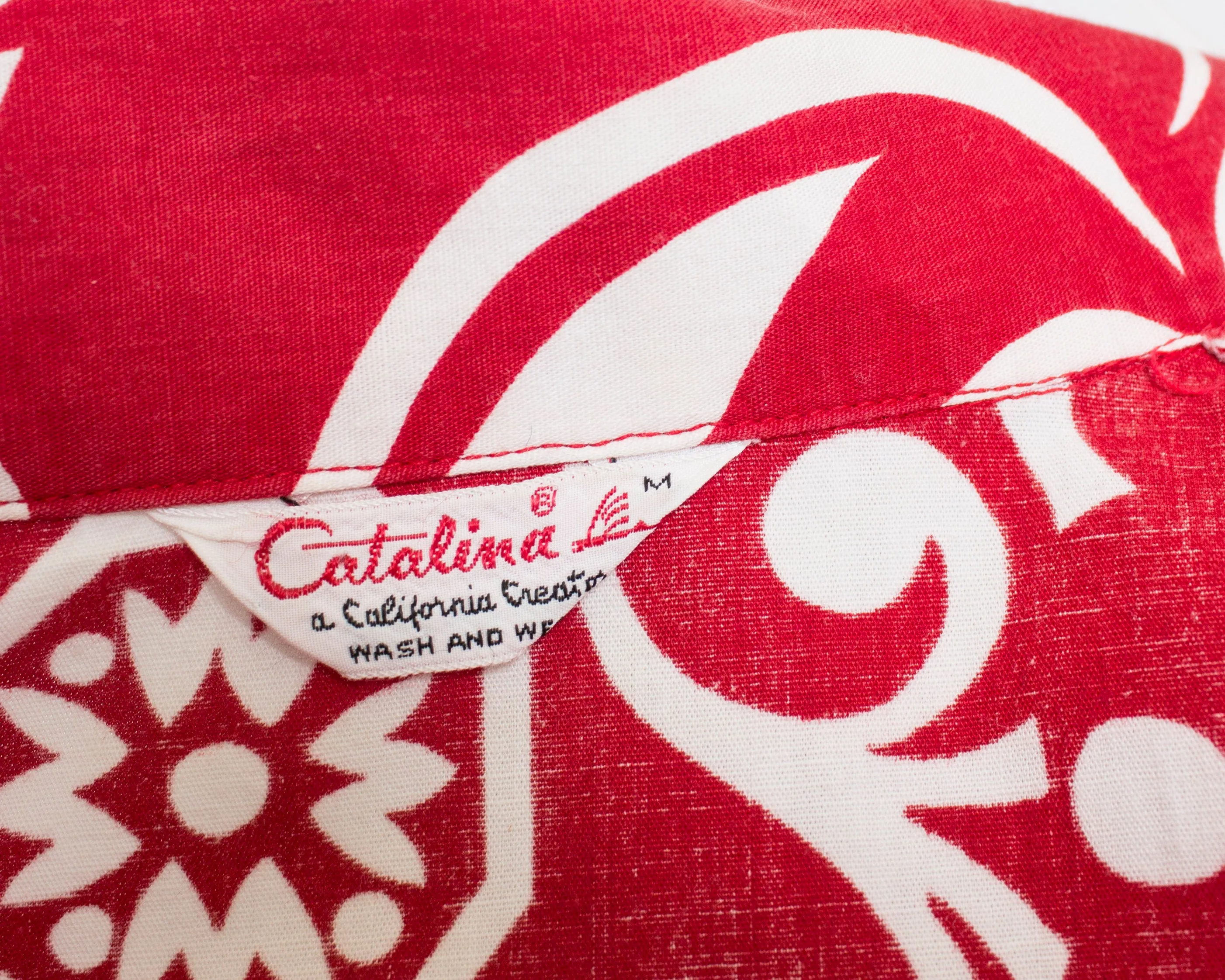 Vintage 1960s Hawaiian Shirt Catalina Red White Cotton Cropped M